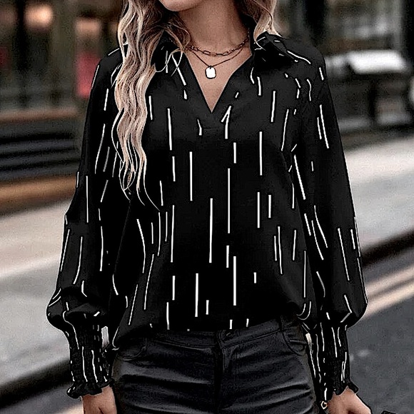 Low Hem Bishop sleeved Blouse - Picture 11 of 16